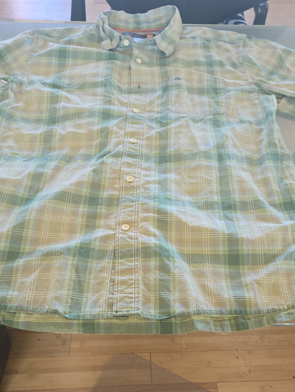 Quiksilver Green and Tan Plaid Button-Down Shirt